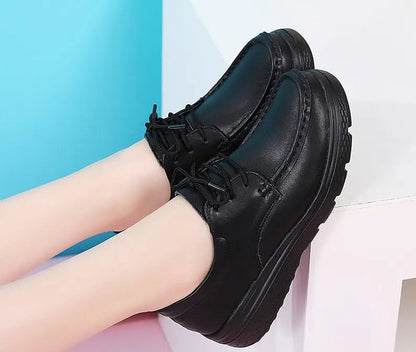 Elegante Leonia Keil-Mokassins für ultimativen Komfort