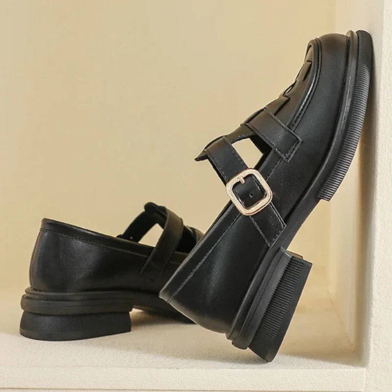 Eleganter geflochtener Damenmokassin für optimale Fußgesundheit