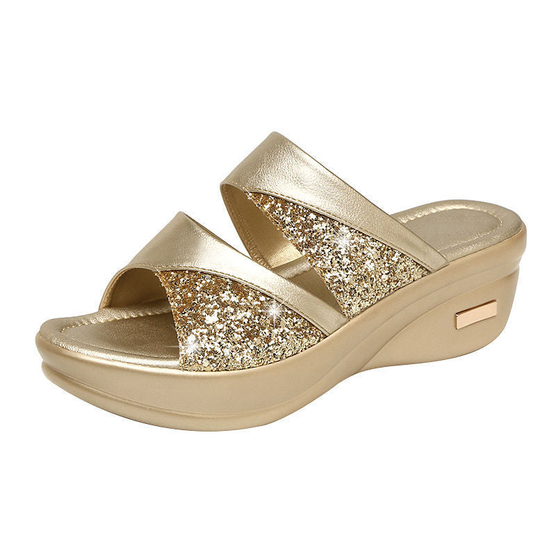 Elegante goldene Damensandalen mit stilvollem hohen Absatz