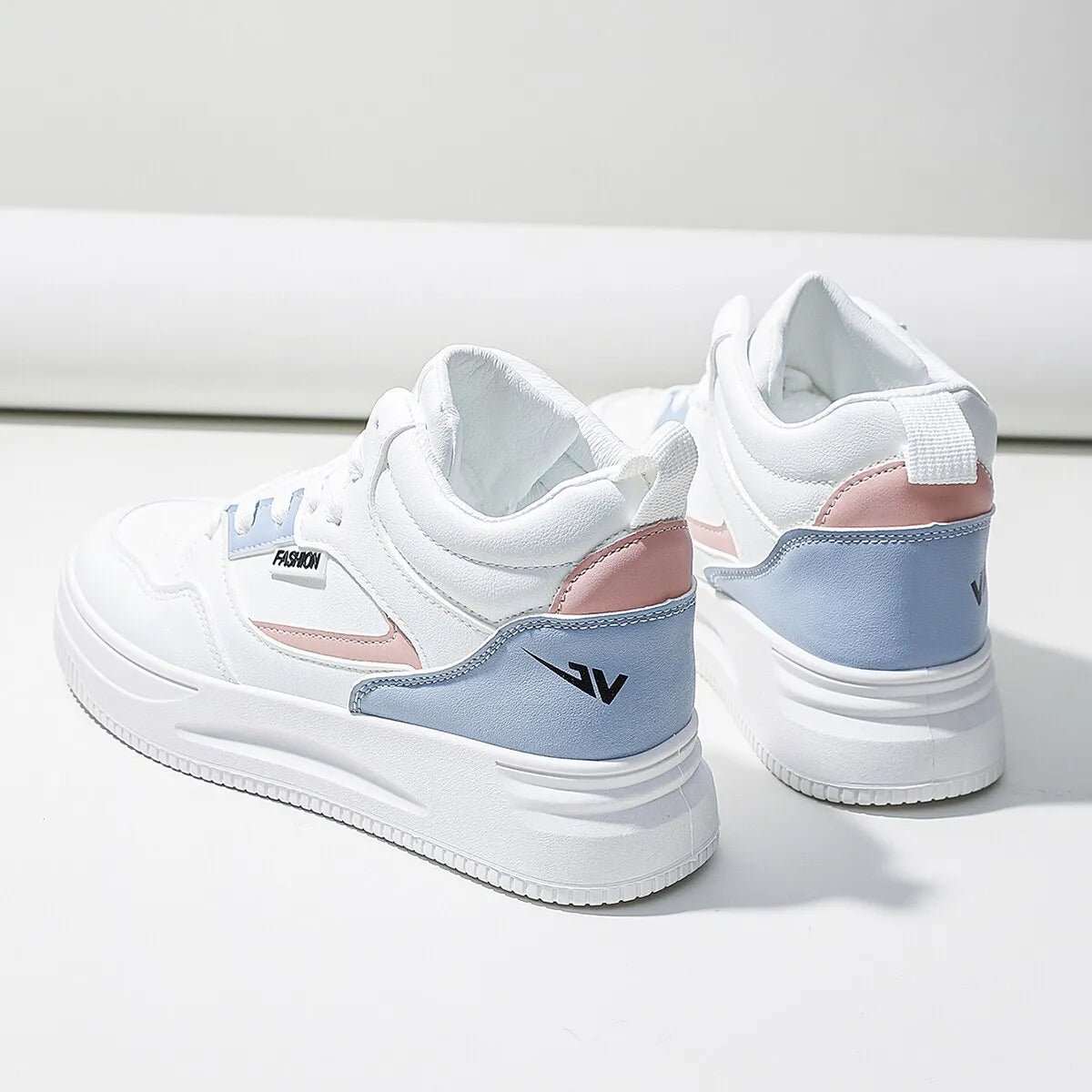 Orthopädische Damenschuhe im Retro-Chic