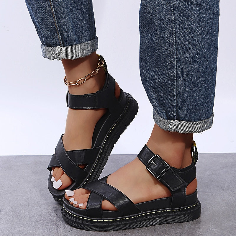 Stylische und bequeme Plateau-Sandalen für Damen - Martym