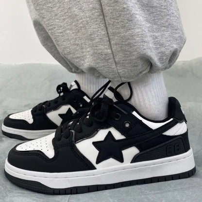 Elegante schwarze orthopädische Schuhe für Herren und Damen – Komfort trifft Stil