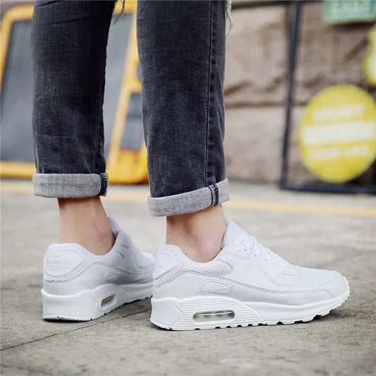 Stylische Damen-Sportschuhe mit orthopädischer Unterstützung und trendiger Plateausohle