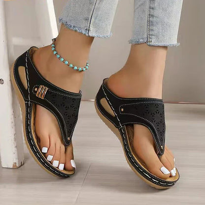 Elegante Damensommer-Sandalen mit niedrigem Absatz – Retra