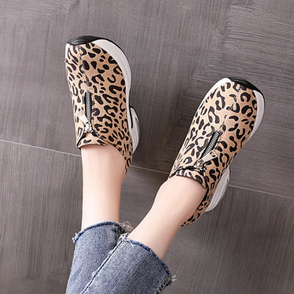 Stylische Damensneaker – Tigerin Kollektion