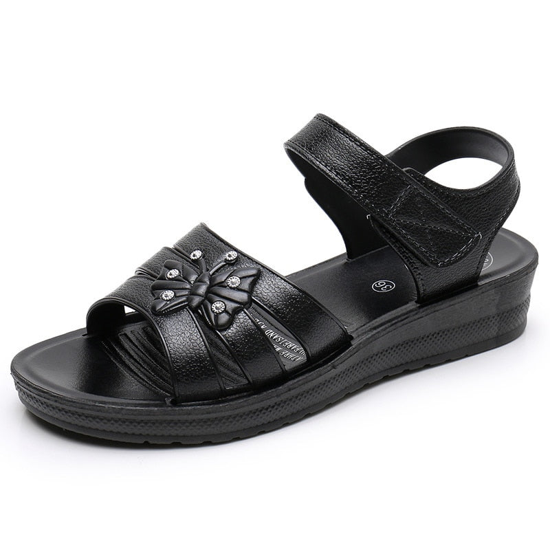 Flache Sandalen ohne offenen Slip