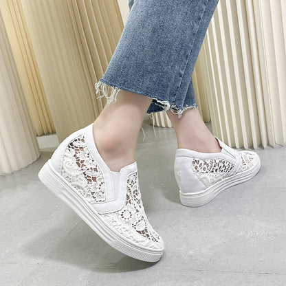 Elegante Weiße Spitzenschuhe für einen Hauch von Glamour