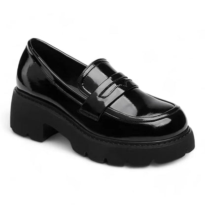 Elegante Damenmokassins mit orthopädischem Komfort und schickem Lackleder-Keilabsatz