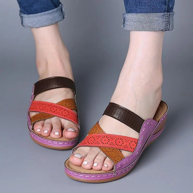 Stylische und bequeme orthopädische Sandalen für Damen