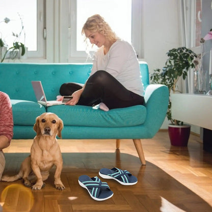 Komfortable orthopädische Sandalen mit kreuzelastischem Design