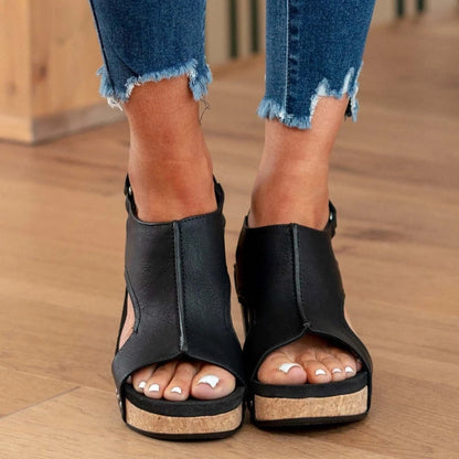 Stylische orthopädische Damensandalen mit elegantem Absatz von Rosalinda