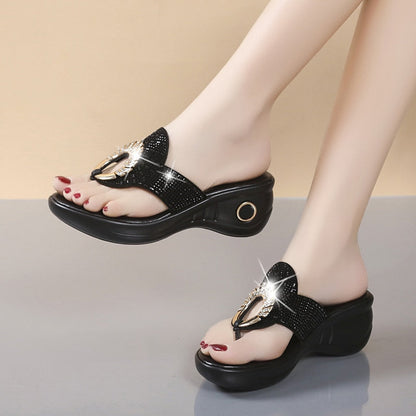 Stylische Damen-Flip-Flops mit rutschfesten Strasssteinen für den perfekten Sommerlook