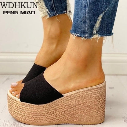 Stilvolle Keil-Sandalen für ultimativen Komfort und schicke Mode