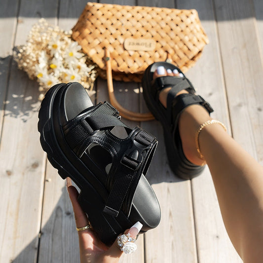 Lässige Sportsandalen für Damen – Matriz