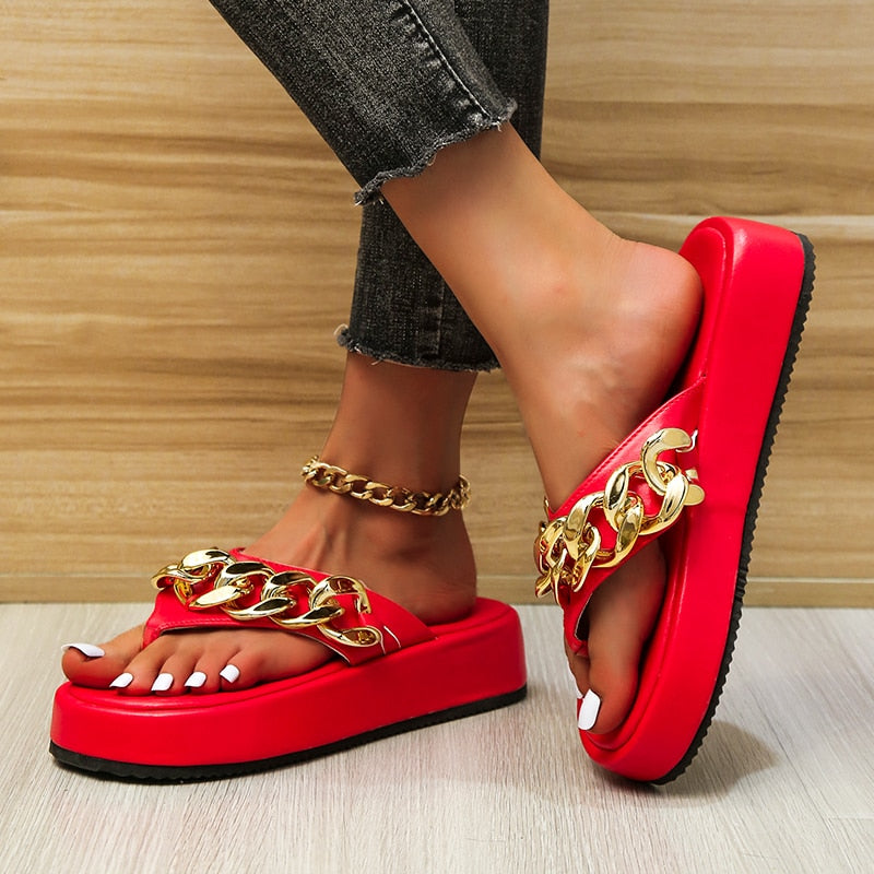 Goldene Freizeitsandalen für Damen – Damol