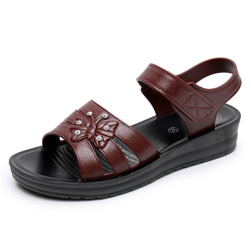 Flache Sandalen ohne offenen Slip