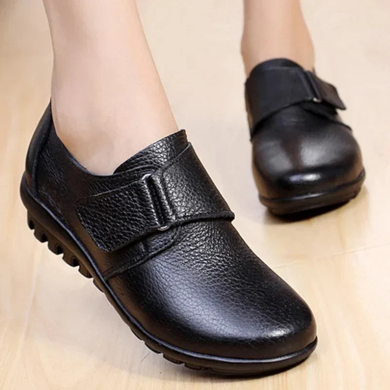 Elegante Damenmokassins aus hochwertigem Spaltleder mit orthopädischem Komfort