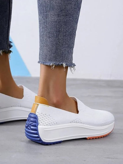 Stylische orthopädische Damenmokassins mit Komfort-Keilsohle