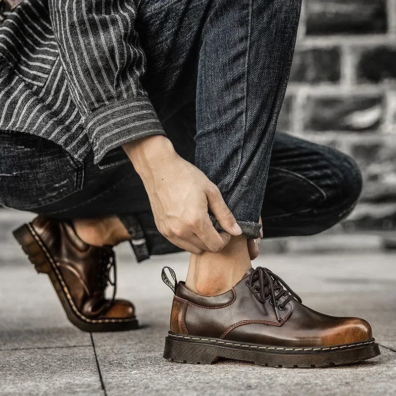 Elegante Herren-Leder-Schuhe mit orthopädischer Unterstützung von Martin