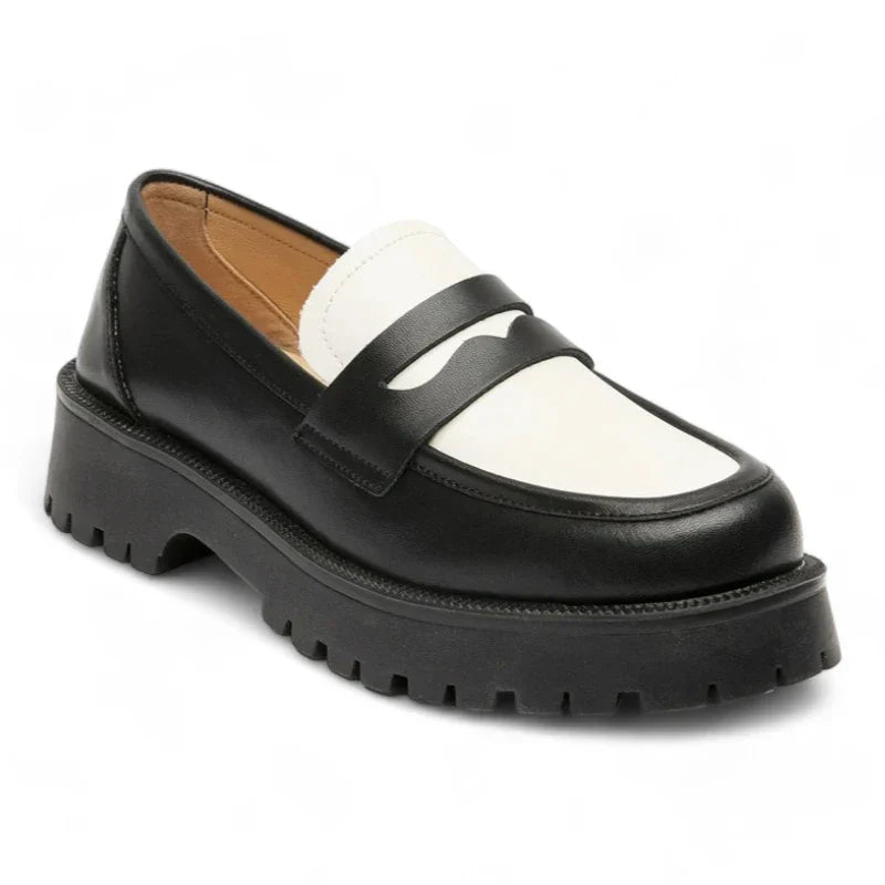 Elegante Damen-Mokassins mit orthopädischer Einlage und stilvollen Keilabsätzen aus hochwertigem Spaltleder