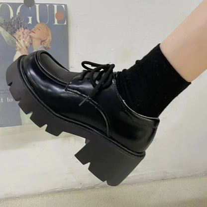 Elegante Damenmokassin mit komfortablem Schnürabsatz für optimalen Tragekomfort