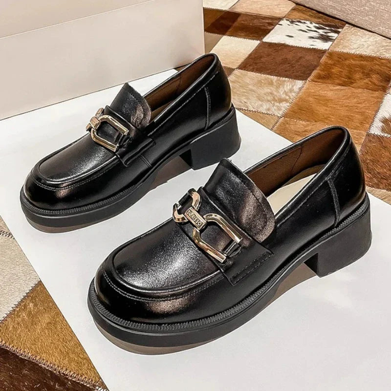 Elegante Damen-Mokassins aus hochwertigem Spaltleder für optimalen Komfort