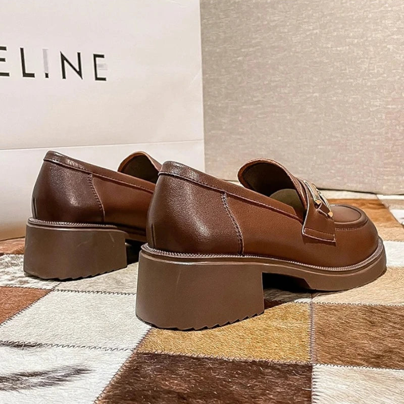 Elegante Damen-Mokassins aus hochwertigem Spaltleder für optimalen Komfort