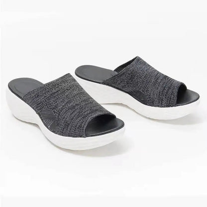 Bequeme orthopädische Sandalen für Frauen