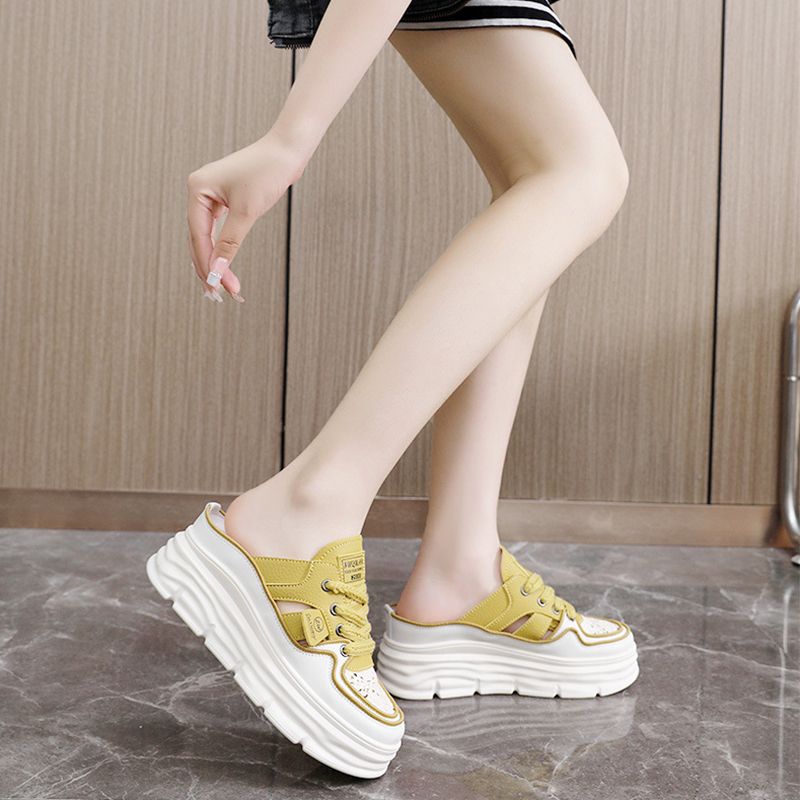 Leichte, atmungsaktive Damenschuhe mit dicken, perforierten Sohlen