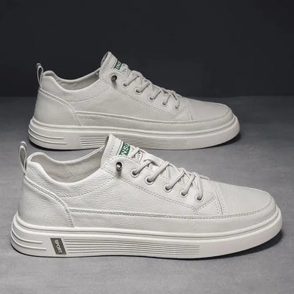 Stylische und bequeme orthopädische Herrenschuhe von Mikael