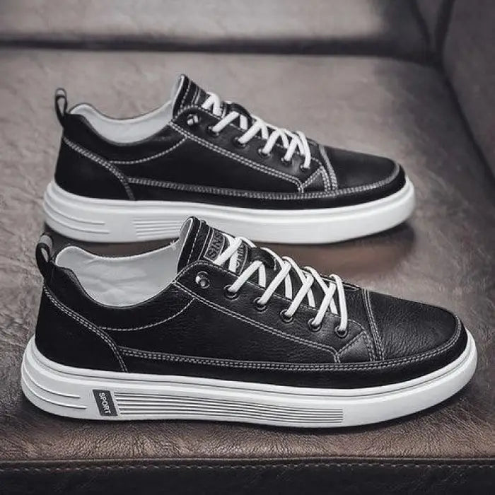 Stylische und bequeme orthopädische Herrenschuhe von Mikael