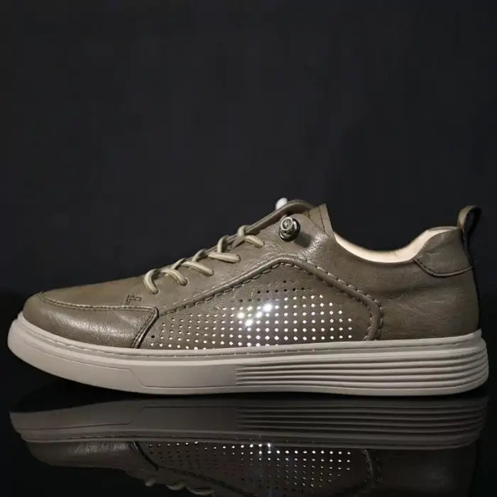 Komfortable orthopädische Herrenschuhe Tadeu für gesunde Füße