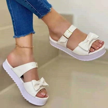 Stylische orthopädische Damensandalen mit komfortabler offener Zehenpartie